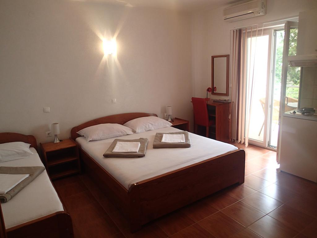 Villa Bosac Gradac  Bilik gambar